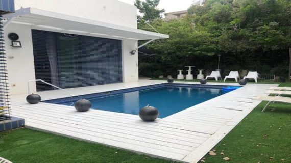 Villa with Outdoor Pool