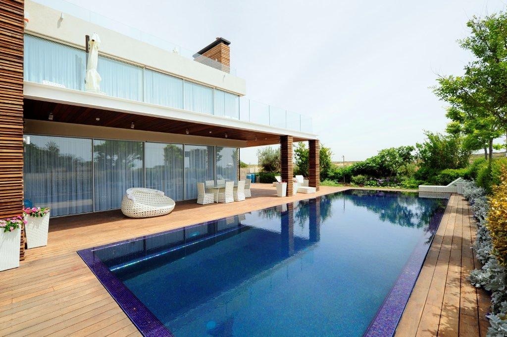 Spacious Pools with Outdoor Sitting