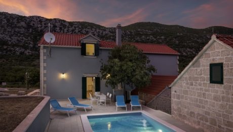 main villa view