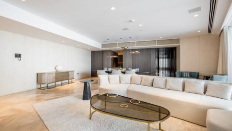 Extravagant Flat in Arabian Gulf