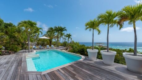 POSH AND ELEGANT VILLA OVERLOOKING ANSE DE MARIGOT
