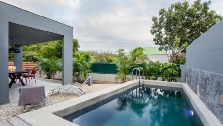 SUBLIME VILLA NEAR GOUVENEUR BEACH