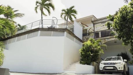 WHITE VILLA WITH AMAZING SEA VIEW