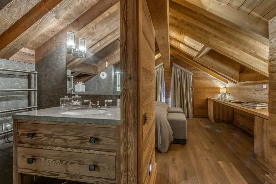 18 bedroom