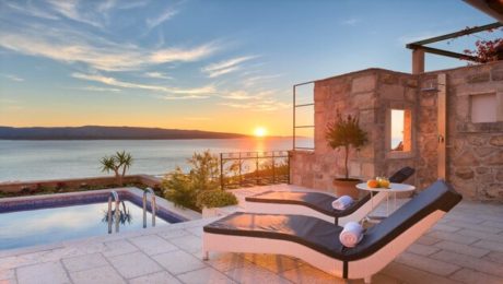 ENTICING SUNSET VILLA WITH MAGNIFICENT SEA VIEWS