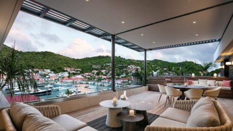 CLASSY BRILLIANT FLAT WITH GRAND DESIGN