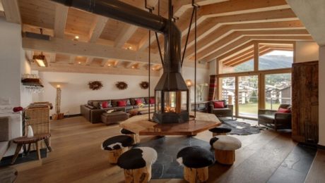 FIRST-RATE LODGE NEAR SUNNEGGA EXPRESS