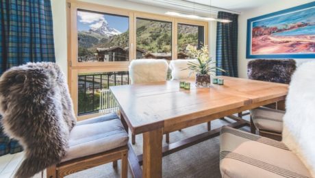 SUPERB SUNNY APARTMENT IN THE HEART OF ZERMATT